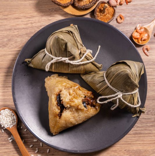 Frozen Halal Chicken Glutinous Rice Dumpling | Kueh Chang ( 2pcs)